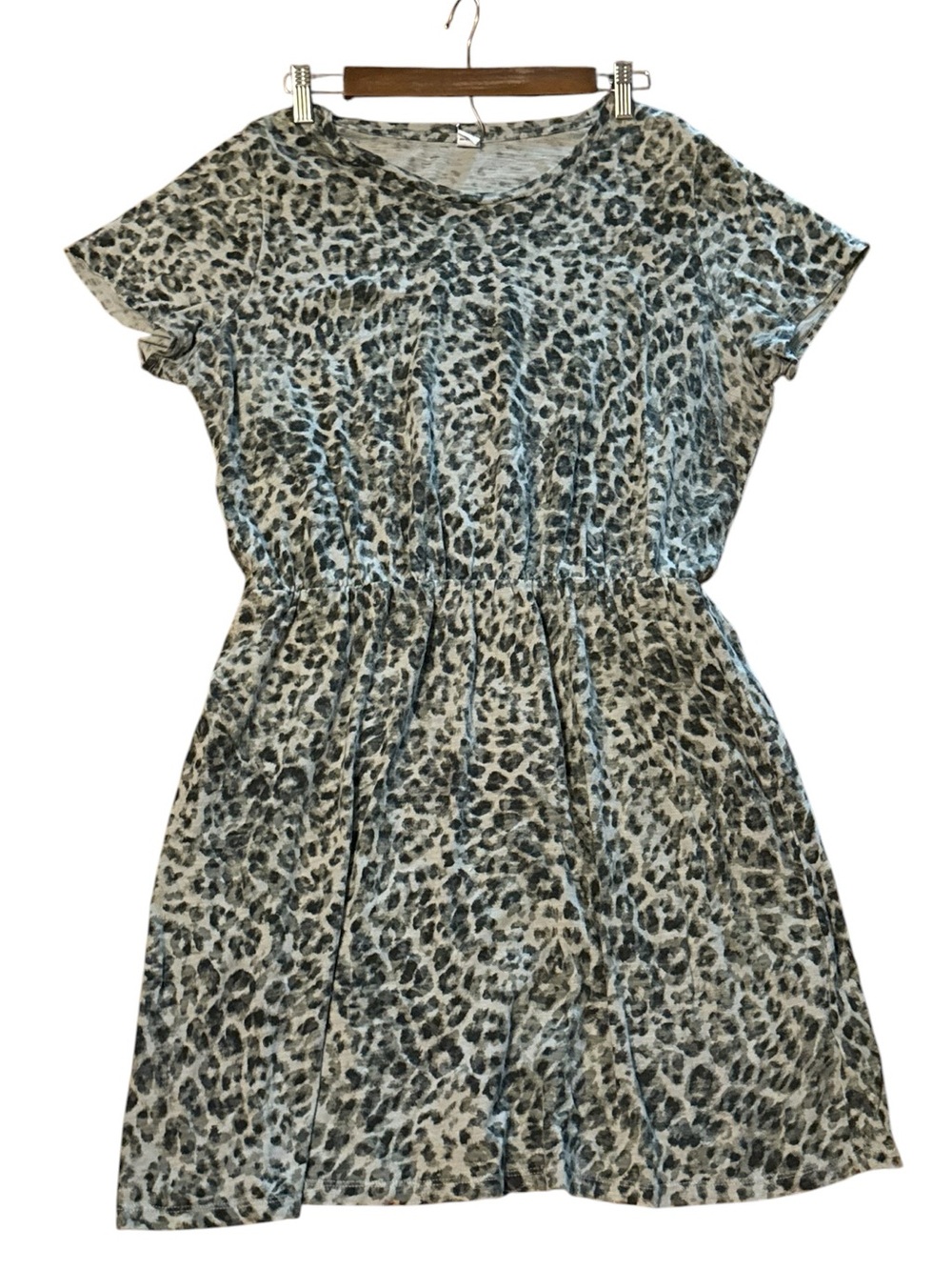 Old Navy Gray Leopard Print Casual Dress
